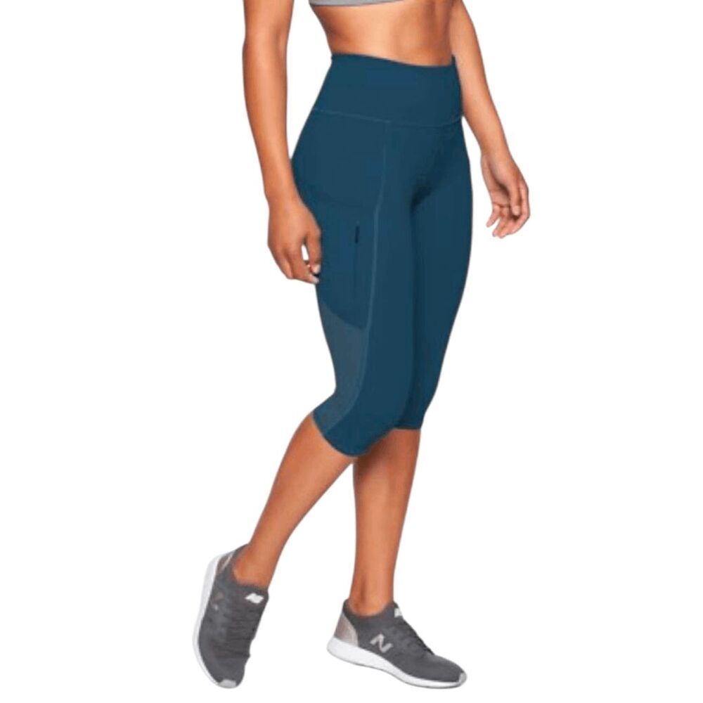 ATHLETA All In Crop Size Medium